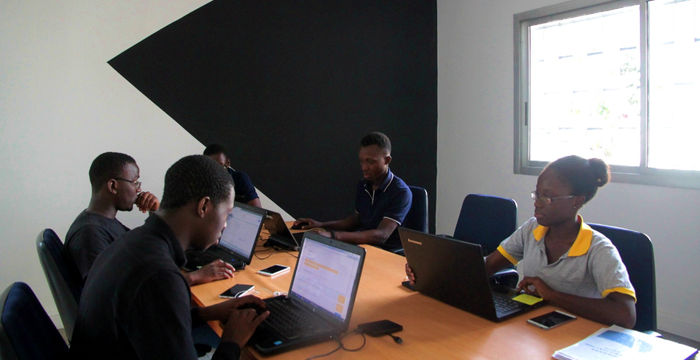 8224+mm5 Abidjan, Côte D'ivoire - Image 2