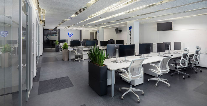 6 Károly Körút, Budapest - Image 2