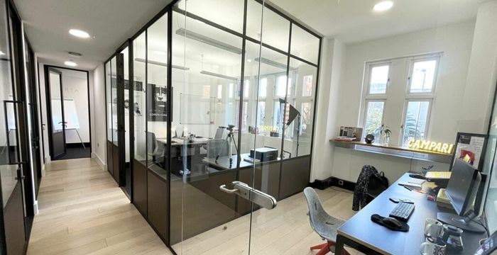 Hackney Central - Image 5