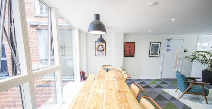 102 Rookery Court, Greater London - Image 3