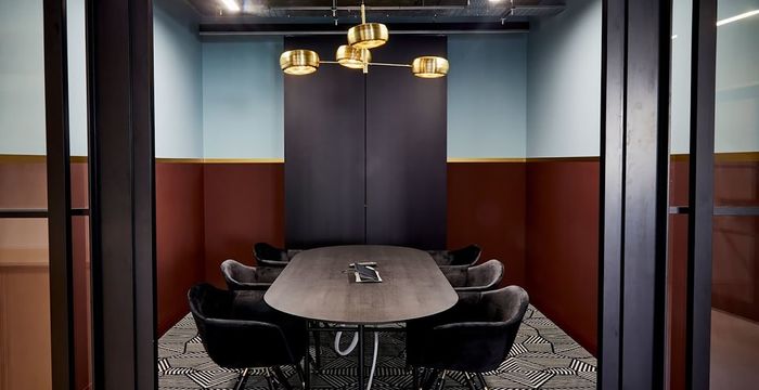 102 Rookery Court, Greater London - Image 3