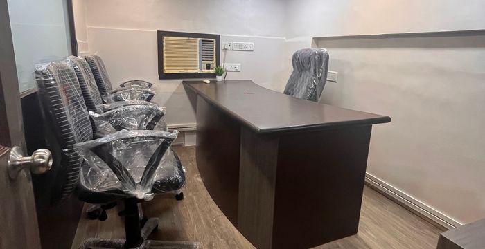 Andheri Link Road, Mumbai - Image 4