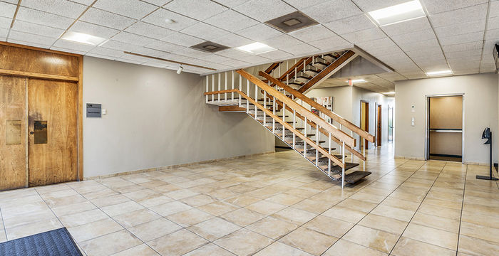 4203 Woodcock Dr, San Antonio - Image 2