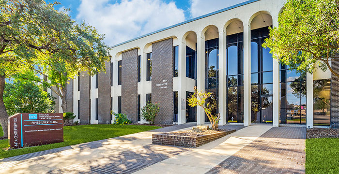 4414 Centerview Dr, San Antonio - Image 2