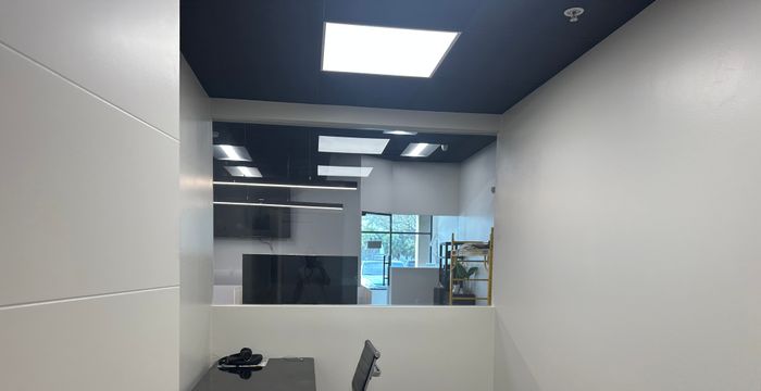 16137 Biscayne Boulevard, North Miami Beach - Image 3
