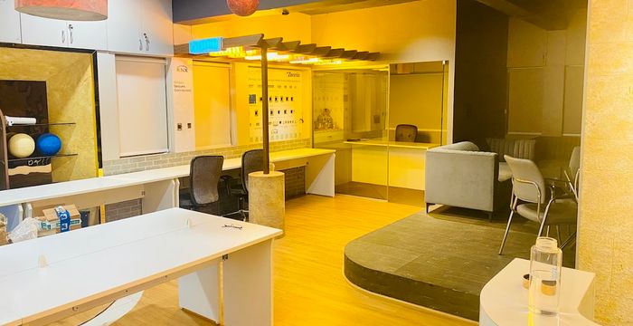 Bhandarkar & Law College Road Junction Signal, Deccan Shivajinagar - Image 2