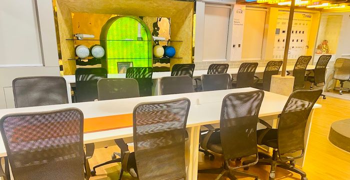 Bhandarkar & Law College Road Junction Signal, Deccan Shivajinagar - Image 3