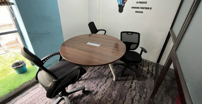 H 23 H Block Sector 63, Noida - Image 5