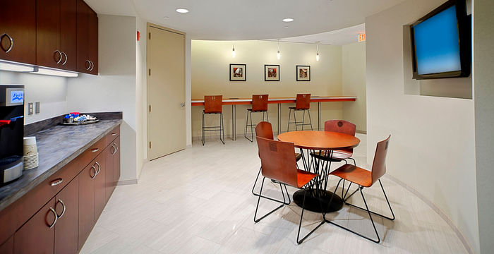 2 Wisconsin Circle, Chevy Chase - Image 5