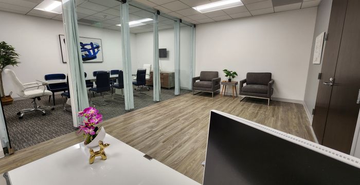 Wilshire Boulevard, Beverly Hills - Image 2