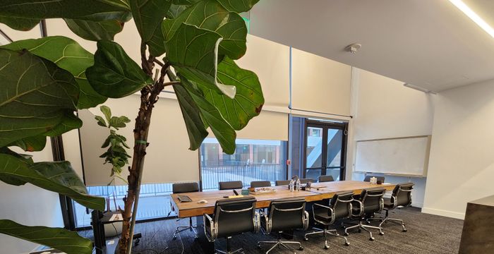 Wilshire Boulevard, Beverly Hills - Image 3