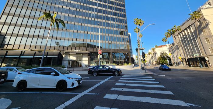 Wilshire Boulevard, Beverly Hills - Image 4