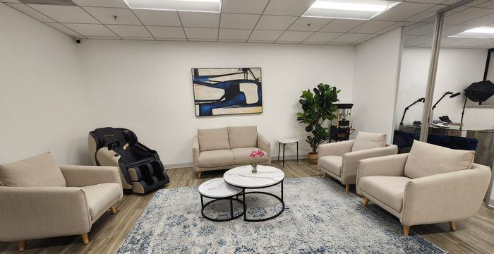 Wilshire Boulevard, Beverly Hills - Image 4