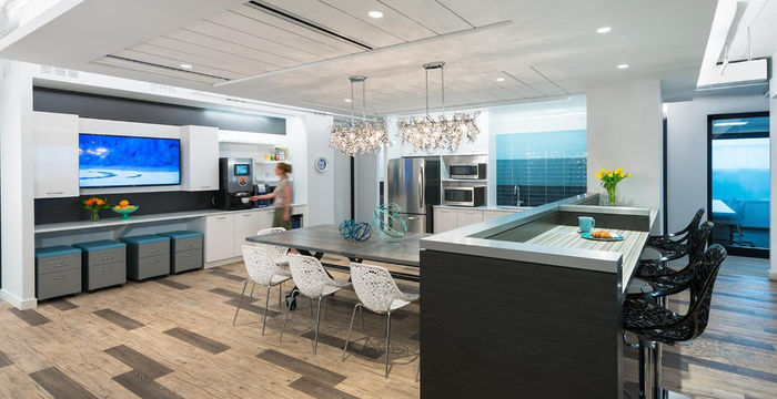 1765 Greensboro Station Place, Mclean - Image 4