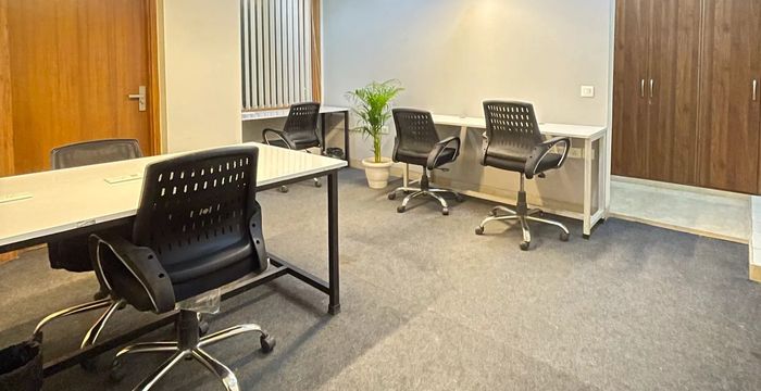 Building No 17 Metro Station Sector 28 Chakkarpur, Gurugram - Image 2