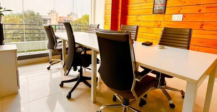 90 Mehrauli-gurgaon Rd Industrial Development Area Sector 16, Gurugram - Image 2