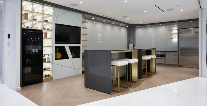 1185 Avenue Of The Americas, New York - Image 3