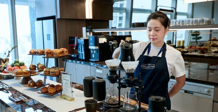 Corner Of Rama4 And Wireless Road, Pathum Wan - Image 5