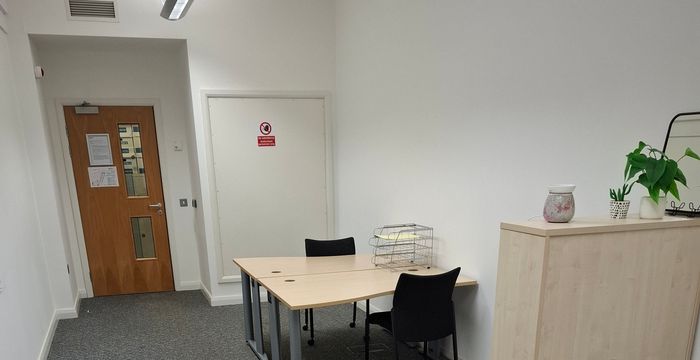 51 Frederick Rd, Salford - Image 4