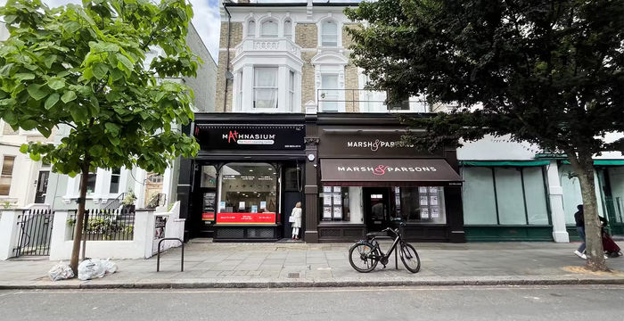 136 Lancaster Road, Greater London - Image 4