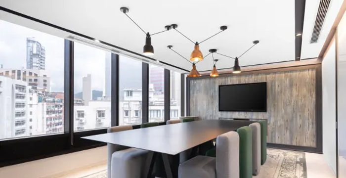 10200 Linn Station Road, Louisville - Image 2