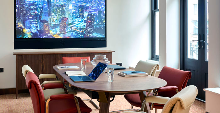 9 Person Private Office at 30-34 New Bridge Street, London | Office Hub