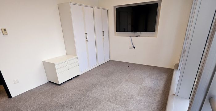 No. 100 How Ming Street, Kwun Tong - Image 4