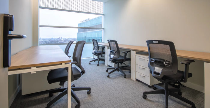 30 Crown Place, London - Image 2