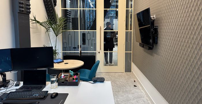 2 London Wall Place, London - Image 4
