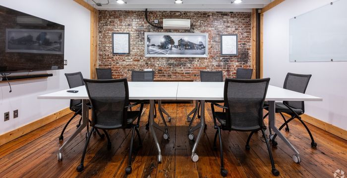 111 West Lewis Street, Greensboro - Image 3