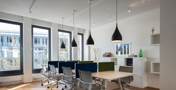 Bridge End West Yorkshire, Leeds - Image 5