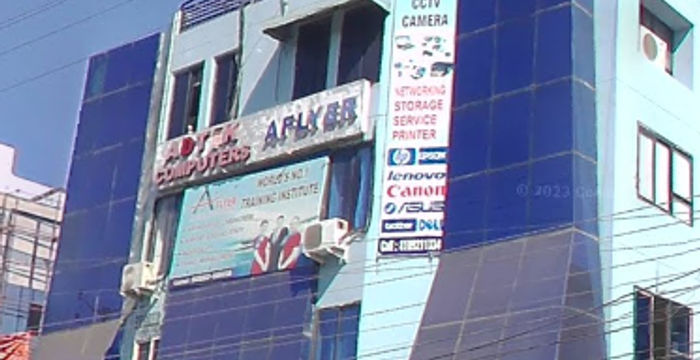 18 Janjeerwala Square Diamond Colony New Palasia, Indore - Image 5