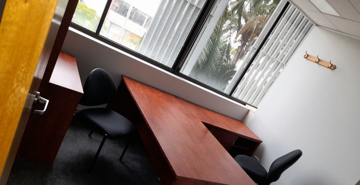 9 Bay Street, Southport - Image 2