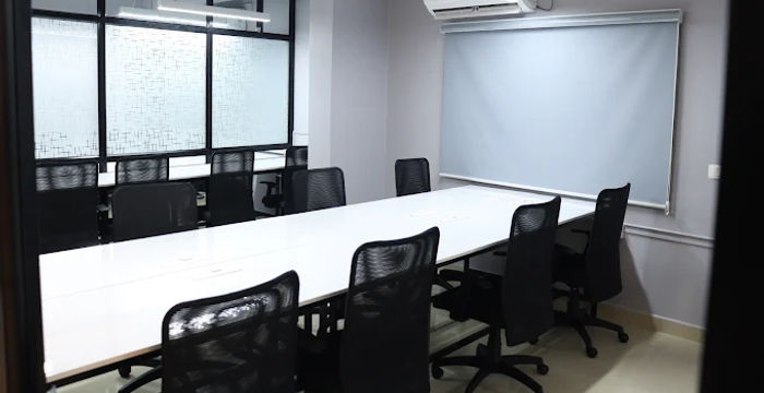 Unichira Thoppil Rd Edappally, Kochi - Image 2