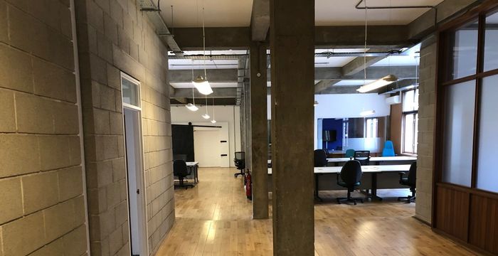 21 Queen Elizabeth Street, London - Image 2