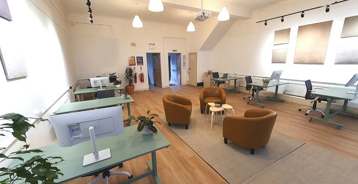 24 Fore Street, Saltash - Image 3