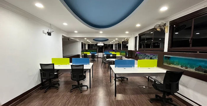 64 South Boulevard, Mg Road Area - Image 2