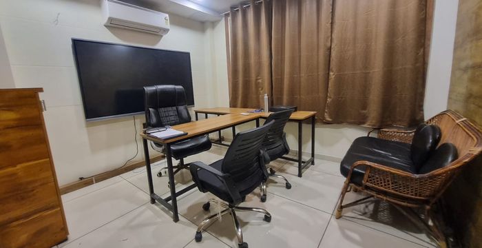 9 Airport Road, Bhopal - Image 5