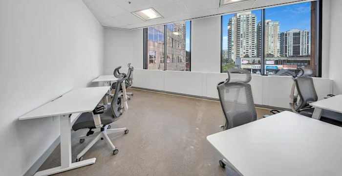 225 East Beaver Creek Road, Richmond Hill - Image 3