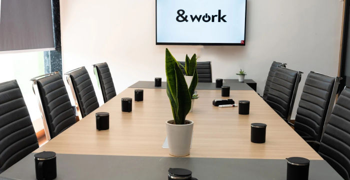 Neelam Ajronda Chowk Metro Station, Faridabad - Image 2