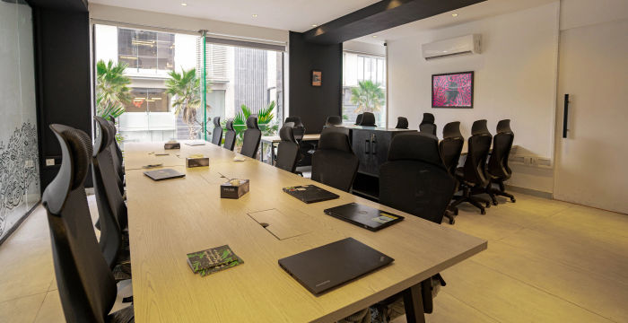 Main Shahra-e-faisal Pechs Block 6, Karachi - Image 2