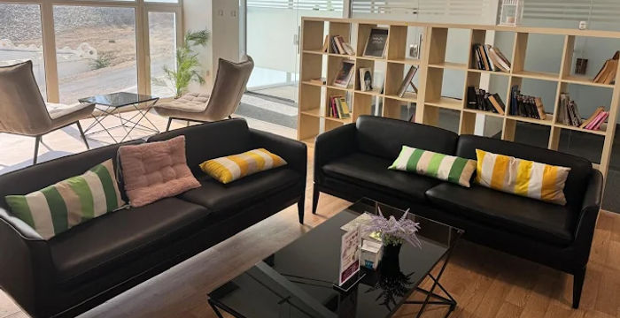 Lane 2316, Sultan Qaboos City - Image 3