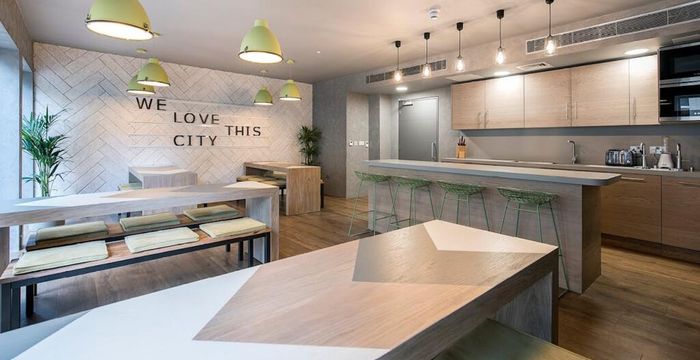 27 Bush Lane, Greater London - Image 2