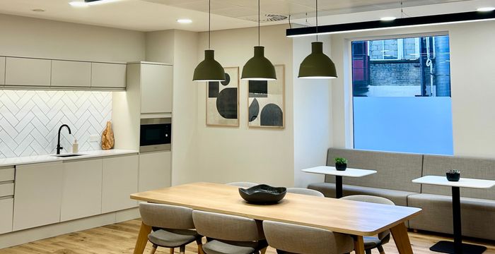 4 Tenterden St, London - Image 4