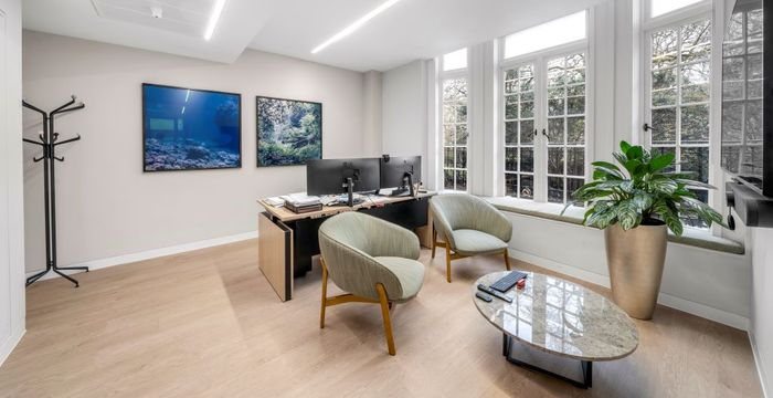 30 St James's Square, London - Image 2