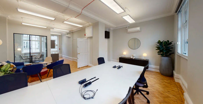 122/124 Regent Street, Soho - Image 2