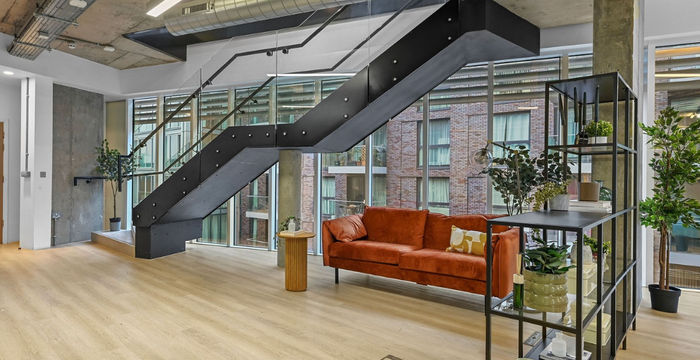 77 Alie Street, London - Image 2