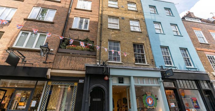 68 A Neal Street, London - Image 5