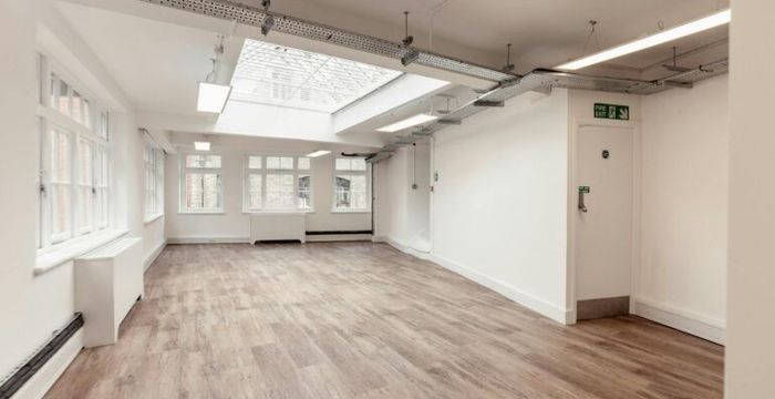 22-25 Eastcastle Street, London - Image 4