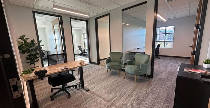 1600 Parkwood Circle Se, Atlanta - Image 3